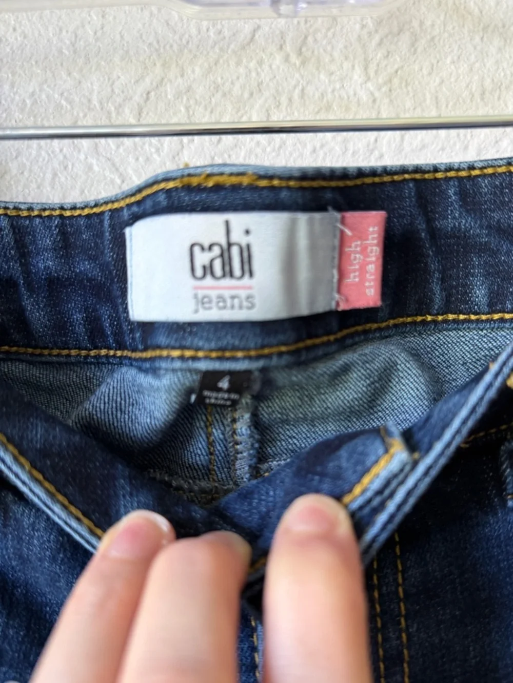 Cabi Straight Leg Jeans in Dark Blue Wash, EUC, Size 4, High Rise - Picture 4 of 9